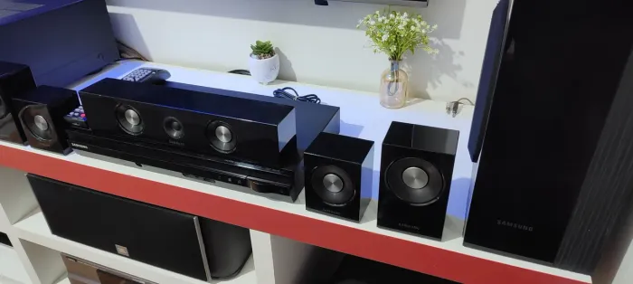Home Theater Samsung 1000 Watts RMS com Adaptador BLUETOOTH