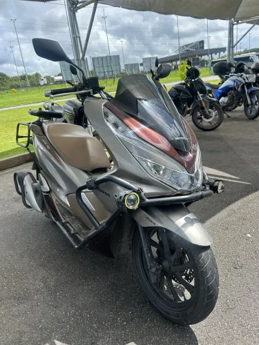 Pcx DLX ano 2022 Com Apenas 15mil kms rodados