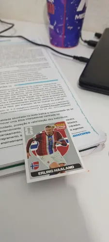 Figurinha Legend Halaand prata