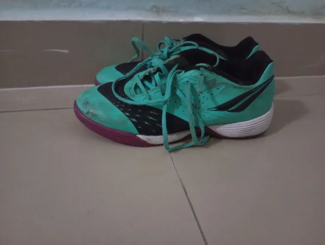 Chuteira futsal penalty Max 200