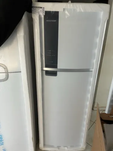 Geladeira Brastemp 375 litros nova na caixa 