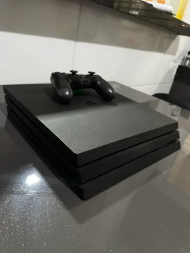 Ps4 pro 1tb , vendo ou troco