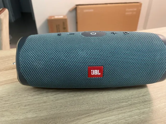 JBL CHARGE ESSENTIAL 2