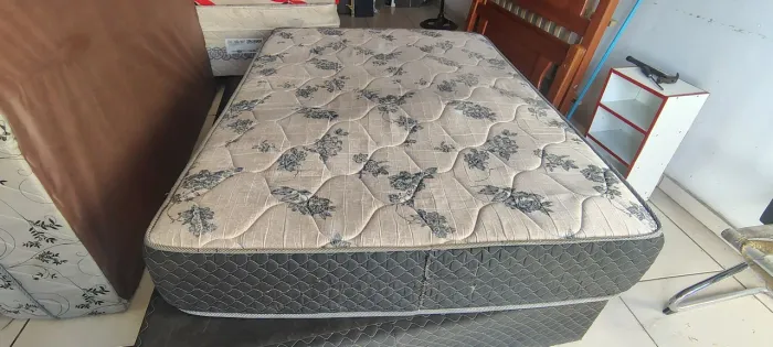 Colchão de Mola Casal (Faço Entrega)