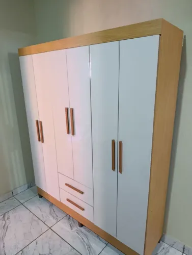 Guarda roupa de casal novos
