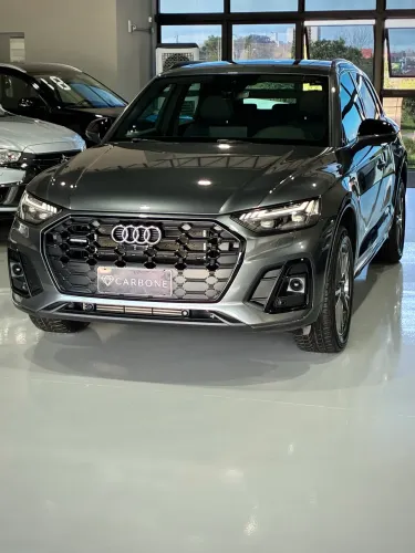 Audi Q5 Perf. Black 2.0 TFSIe S.tr. QT (hib.) 2024