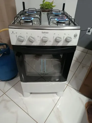 Fogão Itatiaia acendimento automático funciona perfeitamente