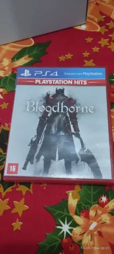 Bloodborne e shadow of colossus ps4 