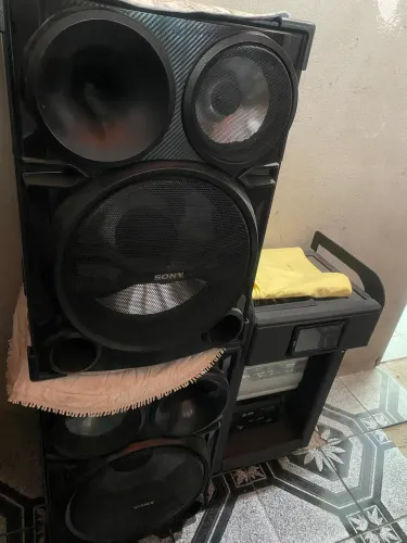 Som montado automotivo
