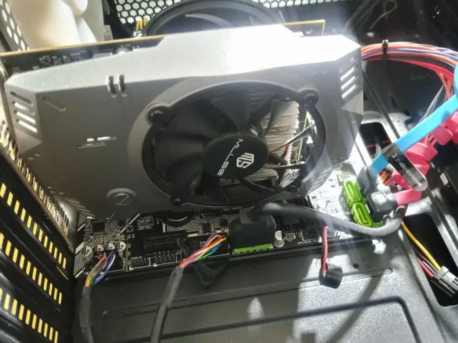 MLLSE AMD Radeon RX 550 4GB GDDR5 - 128-bit