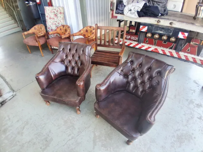Poltronas de Couro