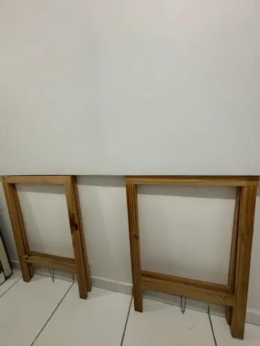2 Cavalete de Pinho, 80,00$