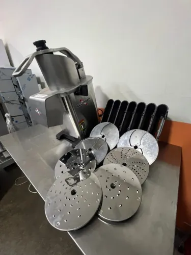 PROCESSADOR DE ALIMENTOS PA-07 COM 7 DISCOS SKYMSEN NOVO