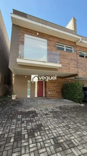 Casa em condomínio para aluguel de 173m², 3 suítes, 2 vagas de garagem, no bairro Taquaral