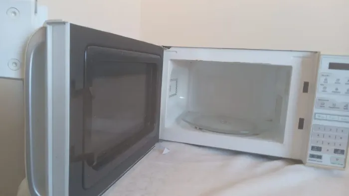 Microondas Midea 20 litros