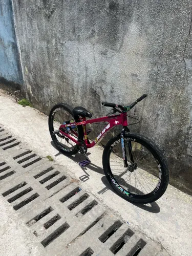 Bike hupi naja pra venda ou pra jogo em 125 2008