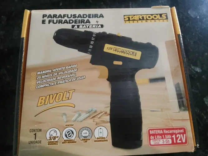 Parafusadeira e furadeira a bateria para madeira