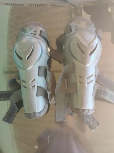 Joelheira articulada 