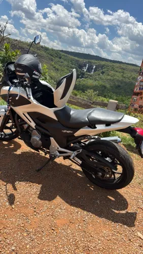 Nc muito nova