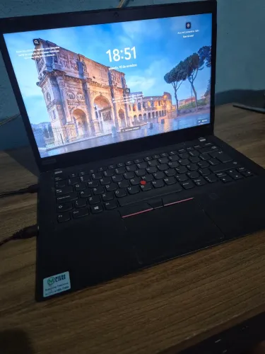 Notebook Lenovo T495 AMD Ryzen 5 Pro 256gb 8gb usado com alguns detalhes (avaria)