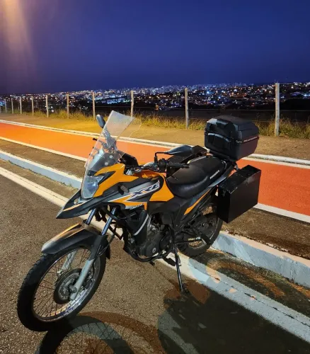 XRE 190 LARANJA