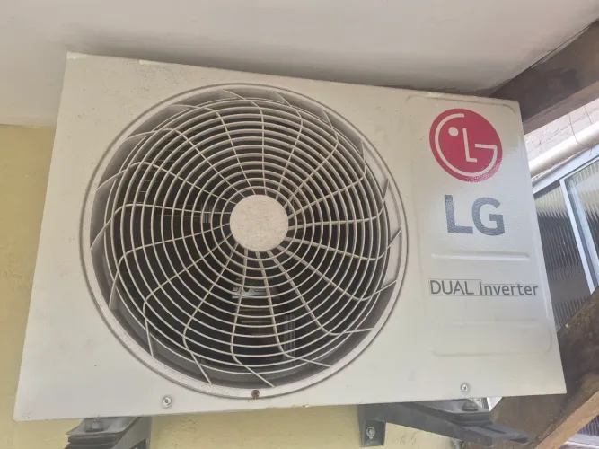 Ar-condicionado LG inverter 12.000btu   127v