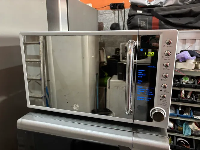MICROONDAS INOX GE 20L