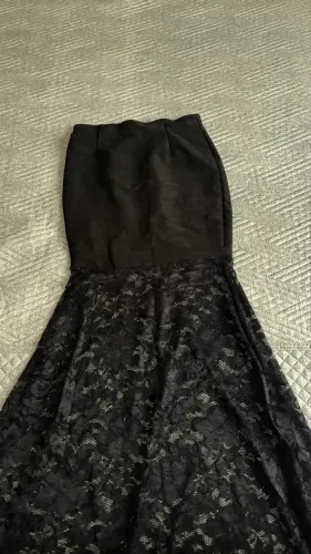 VENDE-SE SAIA PRETA