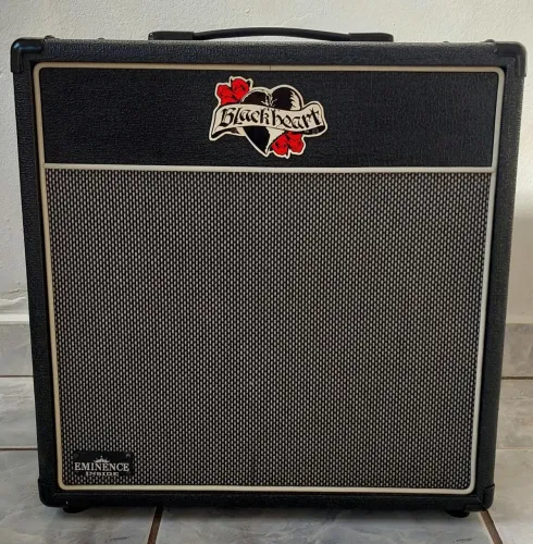 Amplificador valvulado Blackheart BH15 1x12 15w