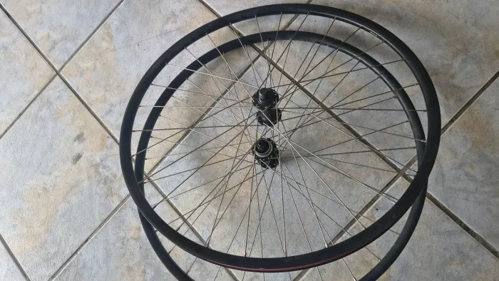 Par de rodas k7 cubos Shimano raio inox 29 mtb