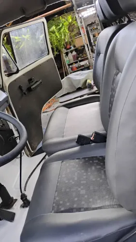 Jogo de bancos para carro Kombi 2003