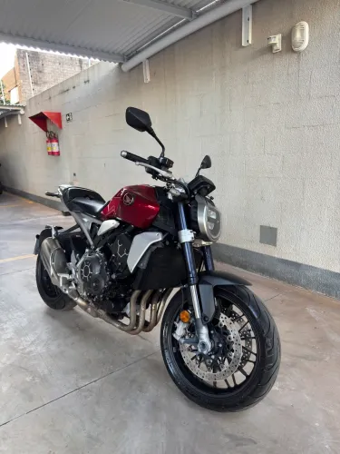 Cb1000 única dona