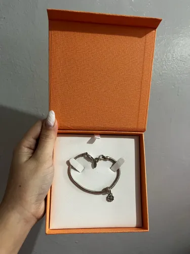 bracelete + berloque vivara