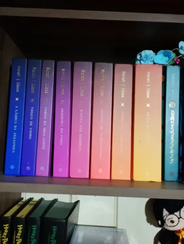 Coleção de livros de luxo - trono de Vidro