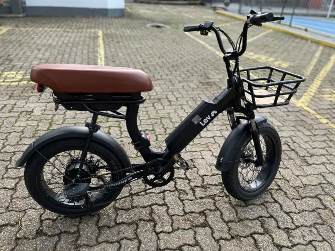 Bicicleta Elétrica Lev Cruiser