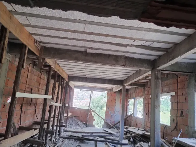 Empreiteiro de obra 