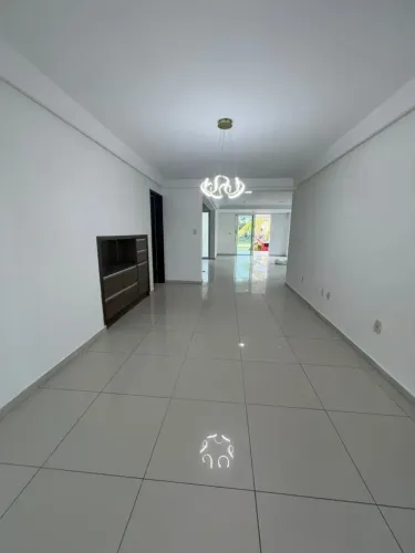 Casa para alugar em condomínio fechado com 4 suítes