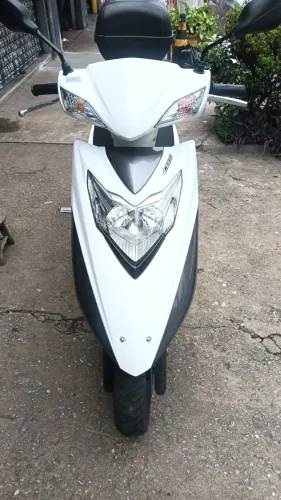Vendo haujue lindy 125 novinha pronta pra uso
