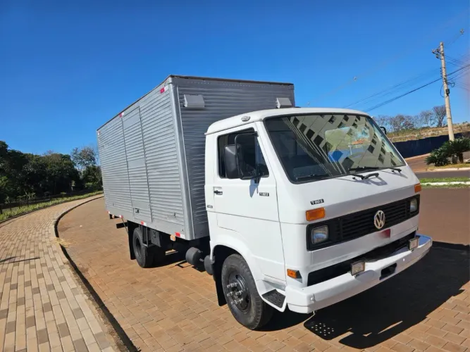 CAMINHÃO VW 790 BAÚ MOTOR MWM