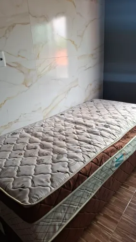CAMA BOX DE SOLTEIRO