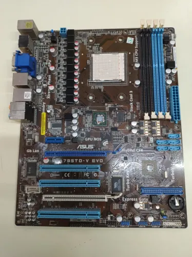 Placa mãe ASUS ASUS M4A785TD-V EVO.