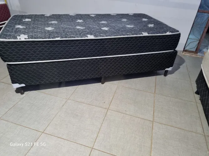 Cama Box solteirão colchão espuma dupla face semi nova ENTREGO 