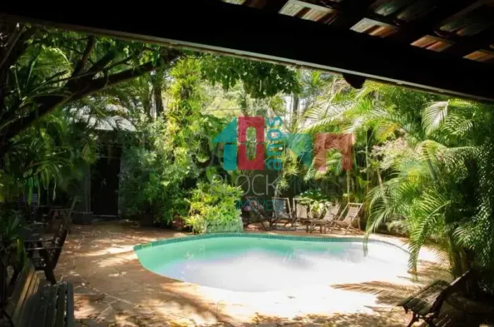 Recreio dos Bandeirantes | Casa 5 quartos, sendo 5 suites