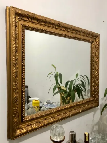 Espelho entalhado dourado 90x70cm