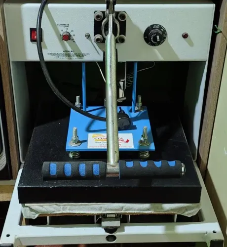 Maquina de Estampar Camisetas e outras coisas mais TROCO EM COMPUTADOR OU MONITOR 27 POLEG