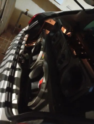 Som automotivo
