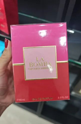 Perfume Carolina Herrera La Bomba Feminino eau de parfum 80ml lacrado