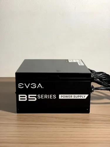 Fonte EVGA 650W 80 plus bronze