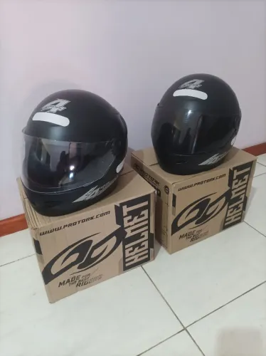 Capacete