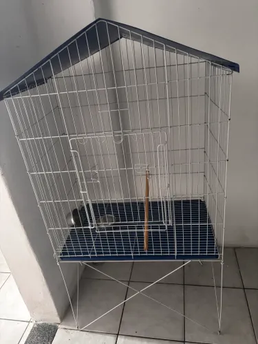 GAIOLA PARA PAPAGAIO